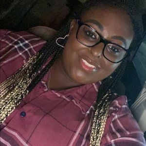 Meet your Posher, Jasmine